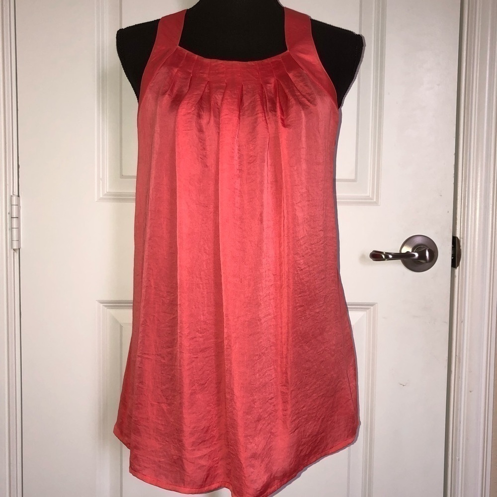 Violet & Claire Sleeveless Top Size Medium